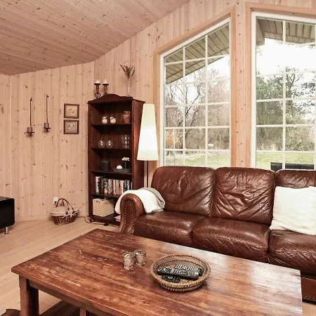 Three-bedroom Holiday In Saeby 18 * Nordost