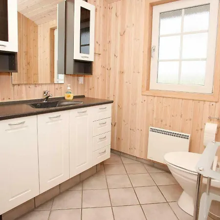 Three-bedroom Holiday In Saeby 18 *